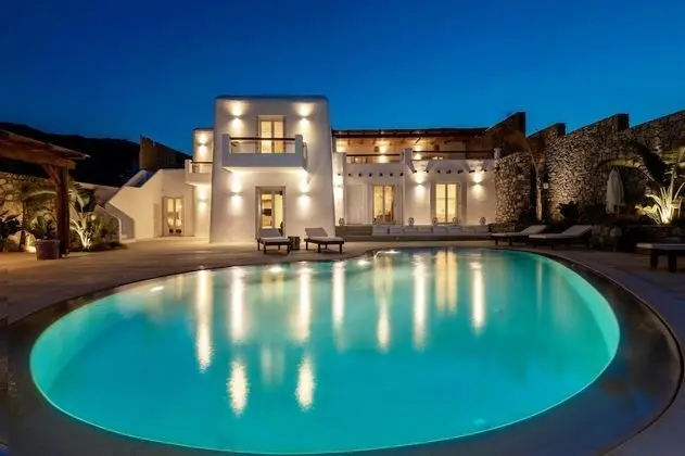 Villa Veneta at Ornos Sea View