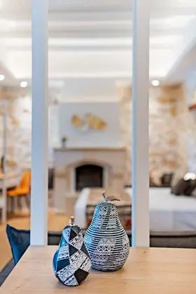 Venetian Charming ,stone-built Apartment Rethymno - Havuz