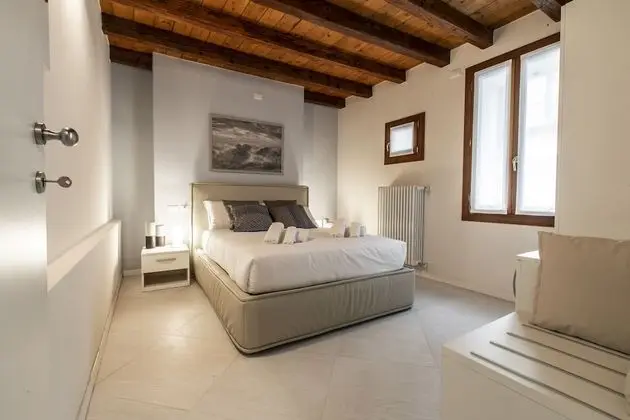 Venetian Exclusive Apartment R&R