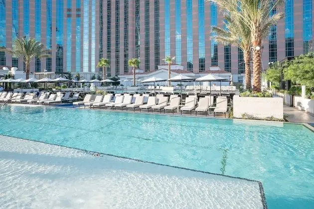 The Venetian Prestige Club Lounge - Havuz