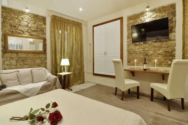 Venetian Suites Metropolis by Konnect, Old Corfu Town - İç Mekan