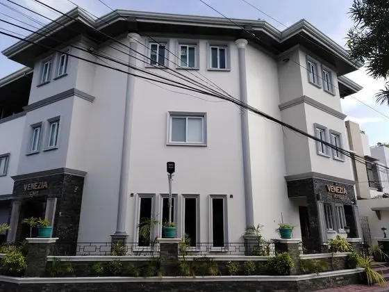 Venezia Suites Hotel Iloilo - Dış Mekan