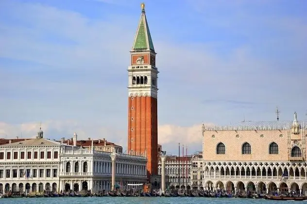 Venice Lion Residence - Vespucci