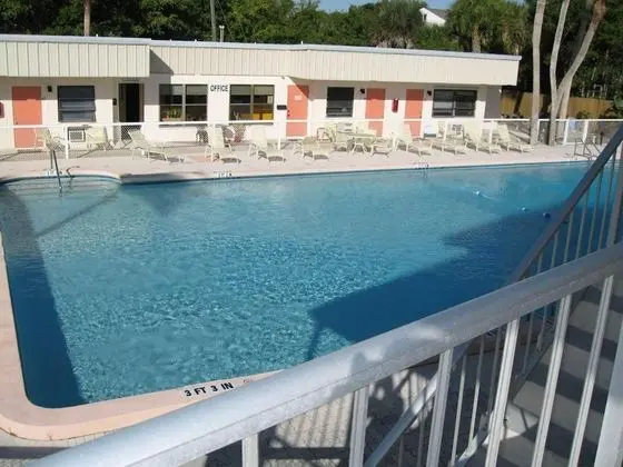 Venice Villas Poolside 41A