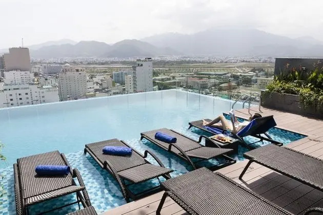 Ventana Nha Trang Hotel - Havuz