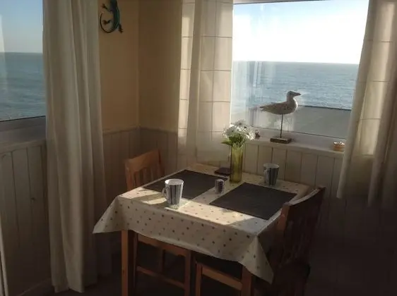 Ventnor Holiday Villas - Oda