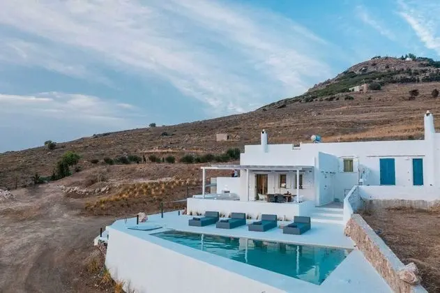 Ventu Paros Villa