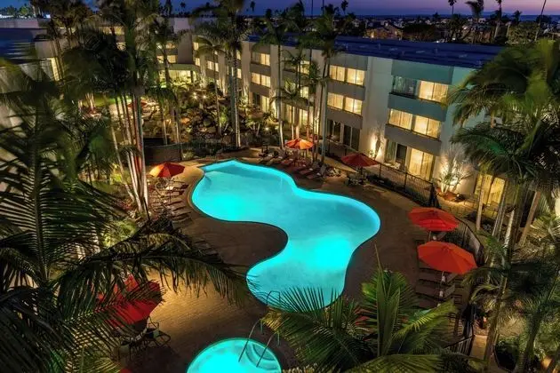 Ventura Beach Marriott - Havuz
