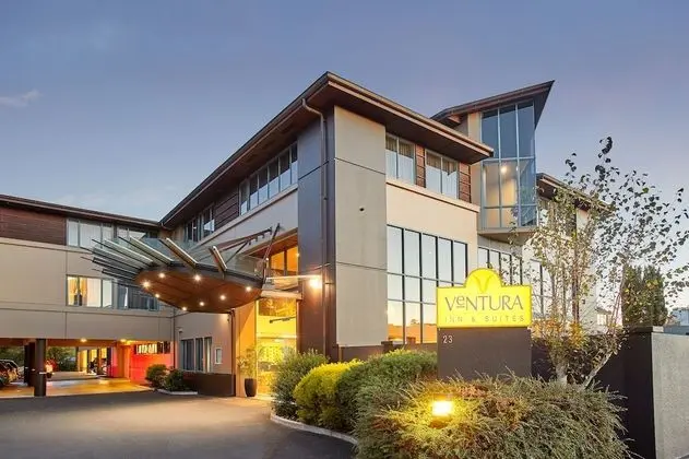 Ventura Inn & Suites Hamilton - Dış Mekan