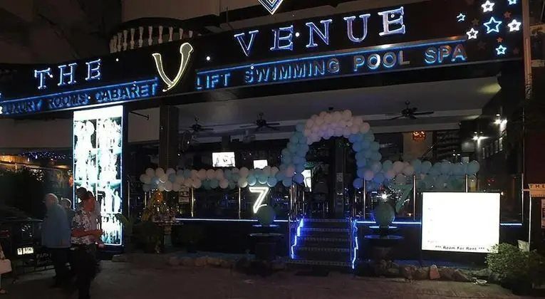 The Venue Residence and Cabaret - Dış Mekan