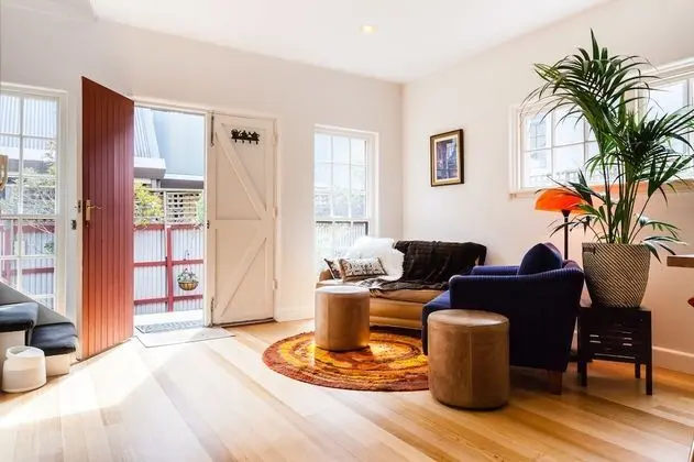 VERA, 1BDR South Melbourne Apartment