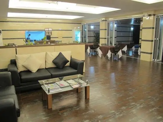 Vera Hotel - Lobi