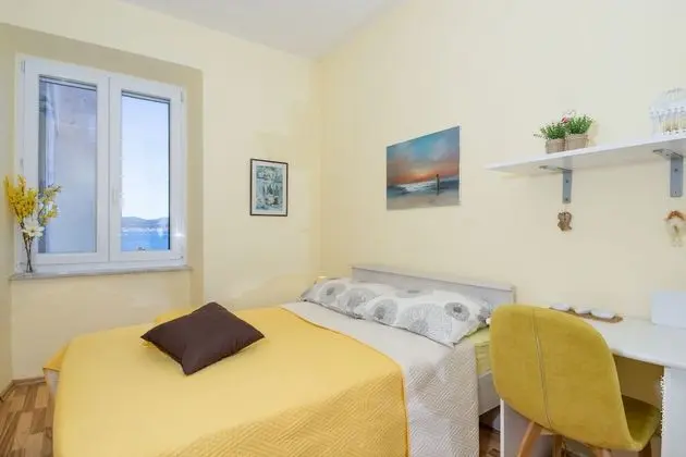 Vera Seaview Apartment