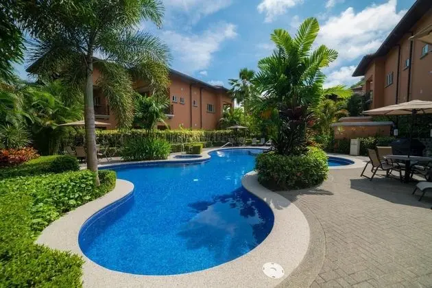 Veranda 4E - 3bdr 3 Bath