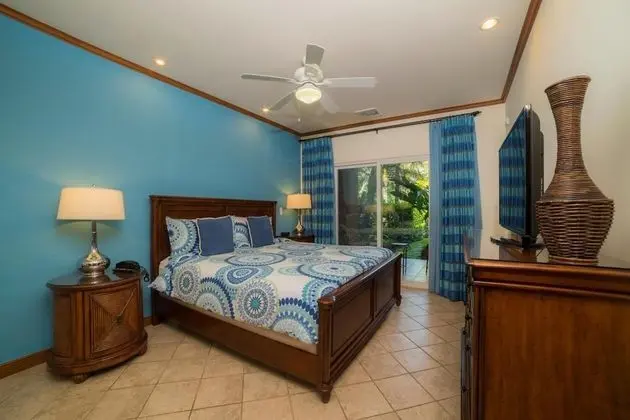 Veranda 4F - 2 bdr -2 Bath - Oda