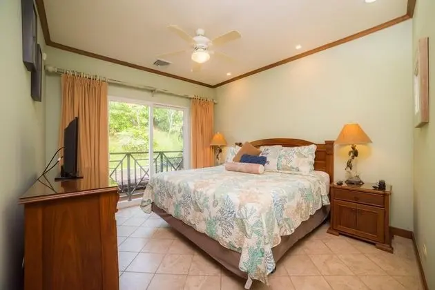 Veranda 5D - 1 bdr 1 Bath Condo