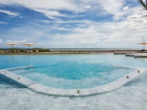 Veranda Beachfront Residence Pattaya - Havuz