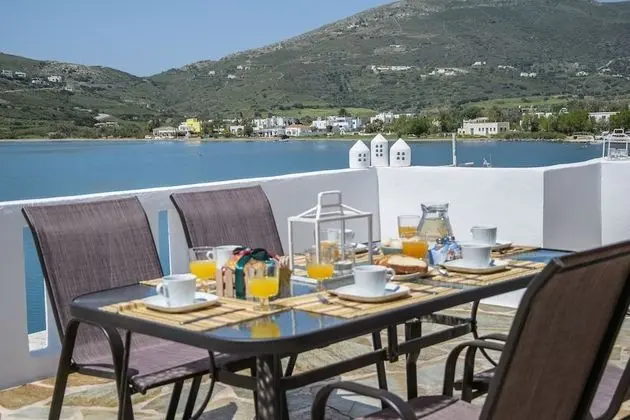 The Veranda of Gavrion - Premium Cycladic House