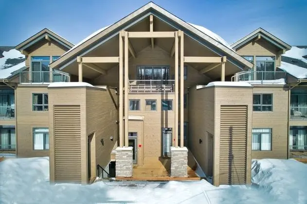 Verbier Tremblant by Tremblant Sunstar