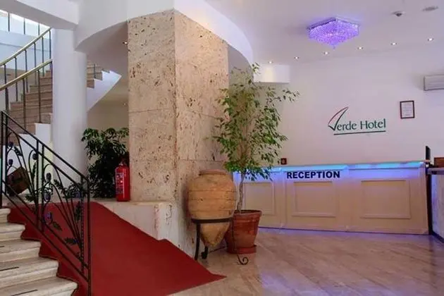 Verde Hotel - Lobi