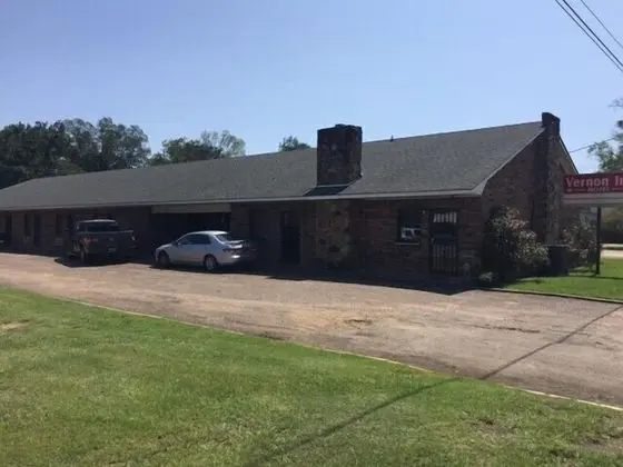 Vernon Inn Motel - 1