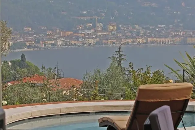 Versine Luxury Apartment - Havuz