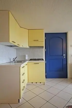 Versine Luxury Apartment - Mutfak