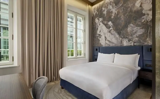 Hotel Verte, Warsaw, Autograph Collection - Oda