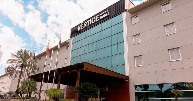 Hotel Vertice Sevilla Aljarafe - Dış Mekan