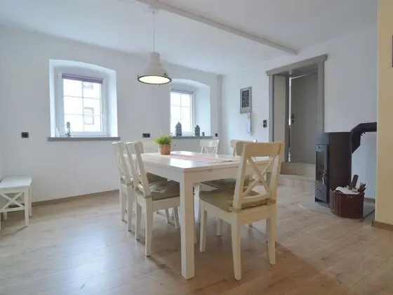 Very Comfortable House With two Bathrooms and a Garden