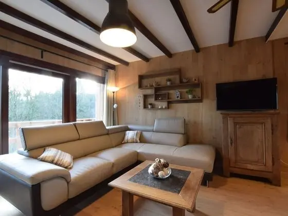 Very Welcoming and Cosy Chalet, a Peaceful Haven in the Countryside