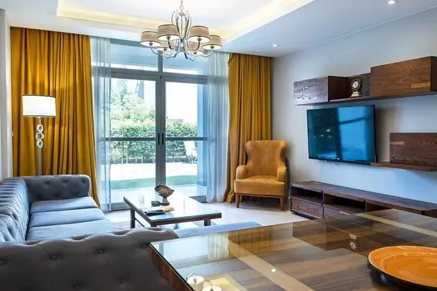 Vesta - Luxury Apt- 2BR - CFC II