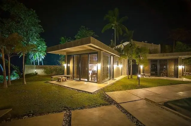 Veue Beach Cabins