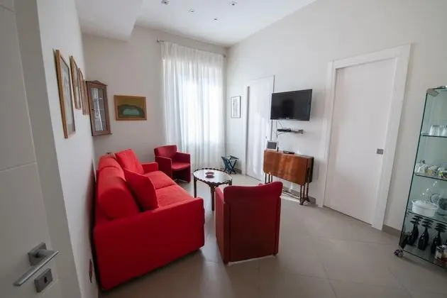 Via Cardinale de Luca