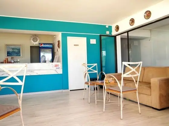 Via Dona Ana Conkrit Rentals - Lobi