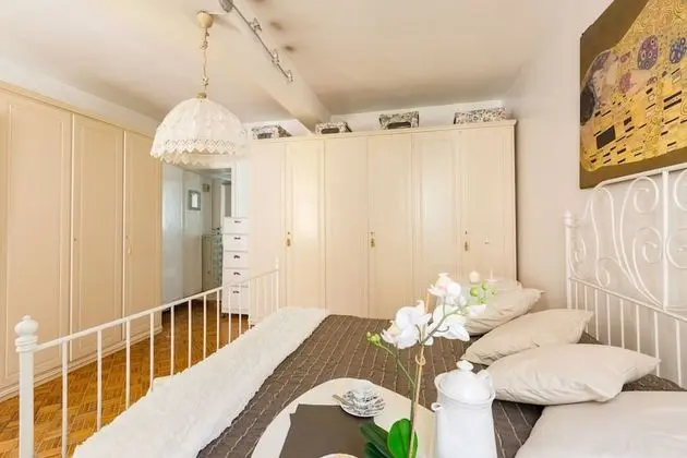 Via Laurina 40 Apartment - Oda