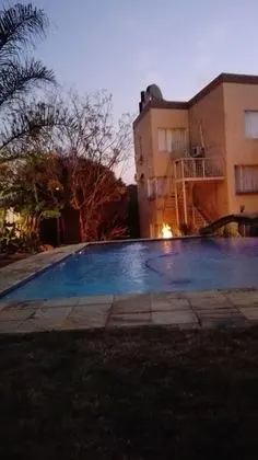 Villa Via - Midrand - Havuz