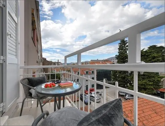 Via Porto Rooms