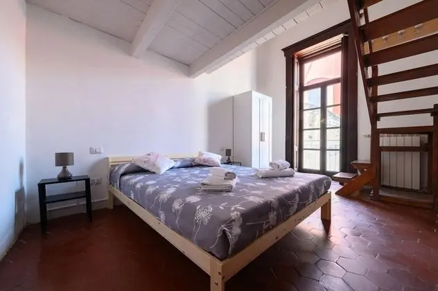 Via San Pasquale a Chiaia 48