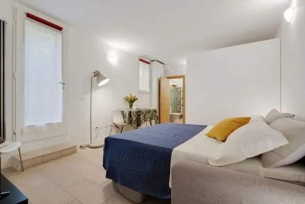 Via Santo Stefano Secret Garden Apartment