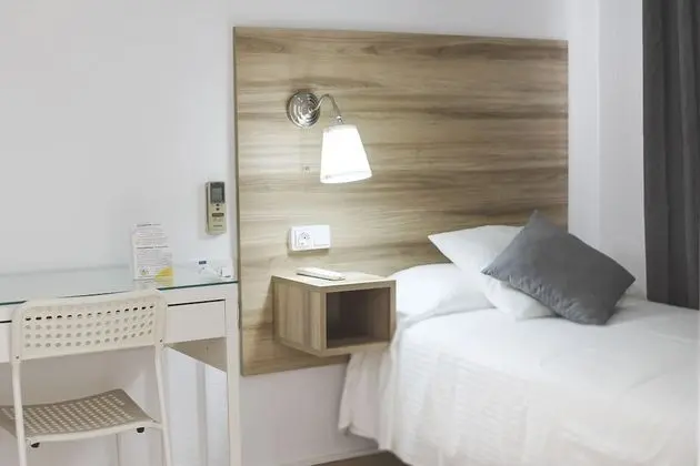 Hotel Vía Sevilla - Cádiz