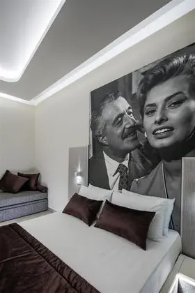 Via Veneto Luxury Suites - Oda