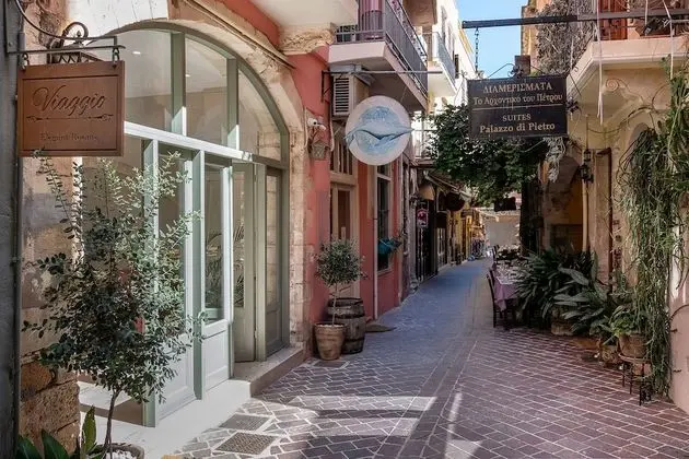 Viaggio Elegant Rooms