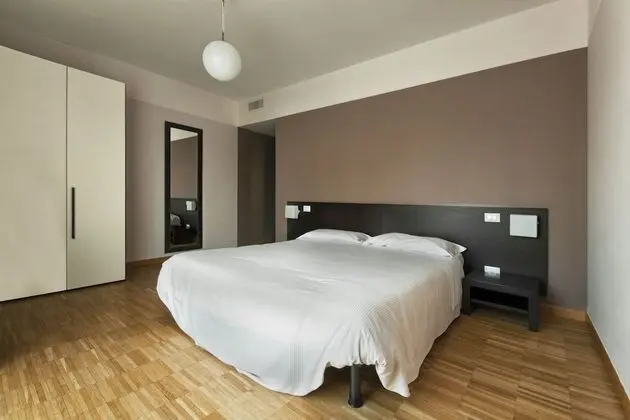 Vialeromadodici Rooms & Apartments - Oda