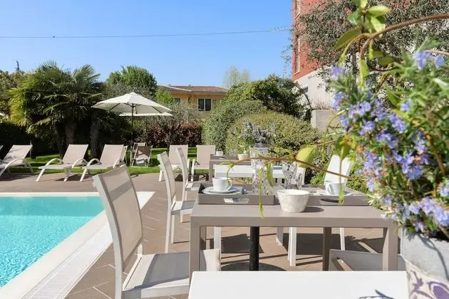 Vialeromadodici Rooms & Apartments - Yerinde Yemek