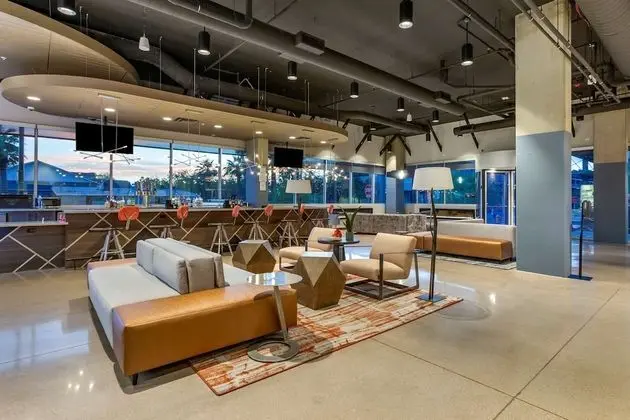 Vīb Hotel by Best Western Phoenix - Tempe - Lobi