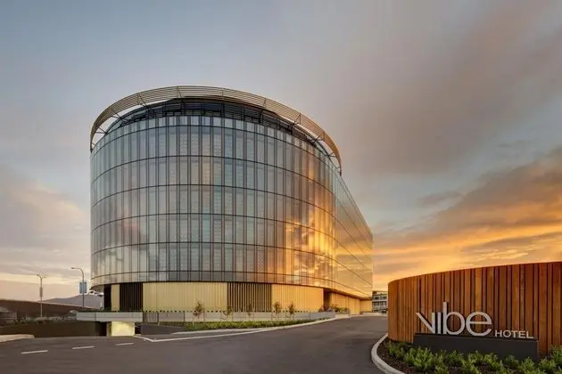 Vibe Hotel Canberra Airport