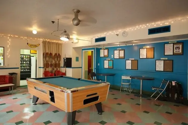 Vibe Hotel West Hollywood - Oda Düzeni