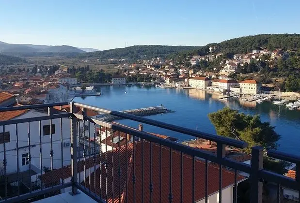 Vibo - Parking and Barbecue - A3 Vinka 3