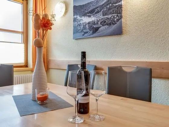 Vibrant Apartment near Ski Area in Fiss - İç Mekan